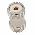 ADAPTADOR PL259 HEMBRA (SO239) A PL259 HEMBRA (SO239) ADAPTADOR PL259 HEMBRA (SO239) A PL259 HEMBRA (SO239). Marca: Vicom. Referencia: ADP-PL259H-PL259H