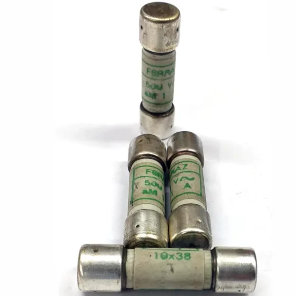 4-8-112B FUSIBLE CERAMICO CILINDRICO AM 1A 500V 10X38MM FERRAZ NORMECO Referencia: 16711-G