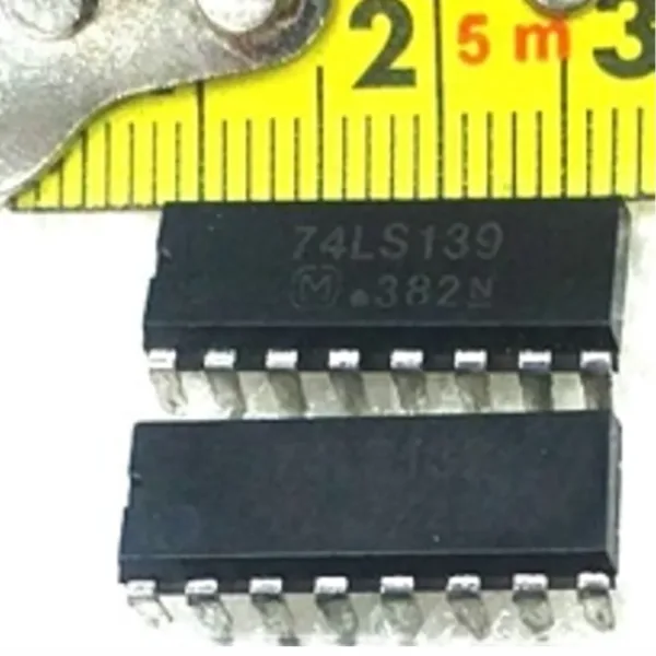 IC DUAL 2 TO 4 LINE DECODER/DEMULTIPLEXER. Marcas: GOLDSTAR/MOTOROLA Referencia: 74LS139 IC DUAL 2 TO 4 LINE DECODER/DEMULTIPLEXER. Marcas: GOLDSTAR/MOTOROLA Referencia: 74LS139