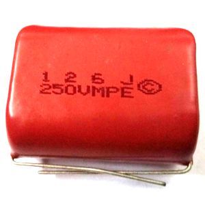 CAPACITOR POLIESTER 12 UF 250V 126J 250VMPE