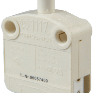 SWITCH BASIC SNAP ACTION SPDT MOMENTARY 1117.0106