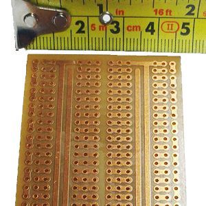 9-13-3B Nombre: BAQUELITA UNIVERSAL PEQUEÑA 4 COLUMNAS 70X45MM Referencia: B-4C-70X45 Marca: ASC ELECTRONICA Empaque: 45x7mm Precio por: Unidad