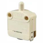 SWITCH BASIC SNAP ACTION SPDT MOMENTARY. Marca: MARQUARDT. Referencia: 1117.0106